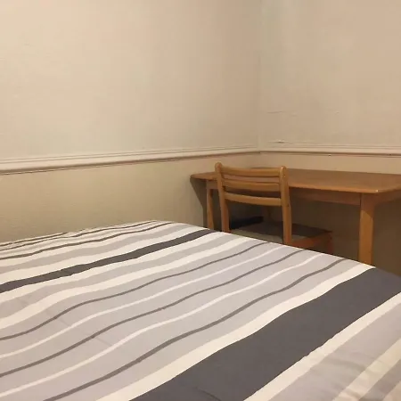 Edgbaston 4*